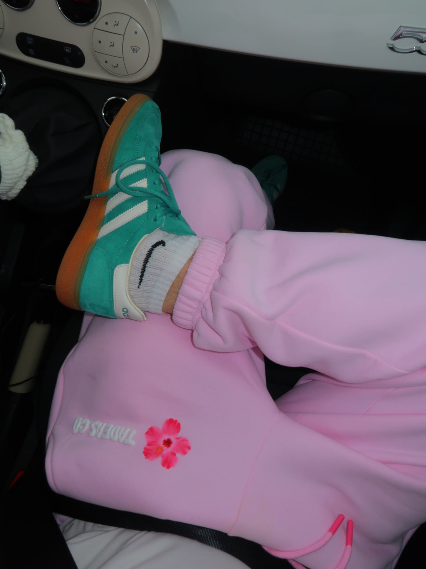 BLOSSOM SWEATPANTS (PŘEDPRODEJ) (9631706906960)