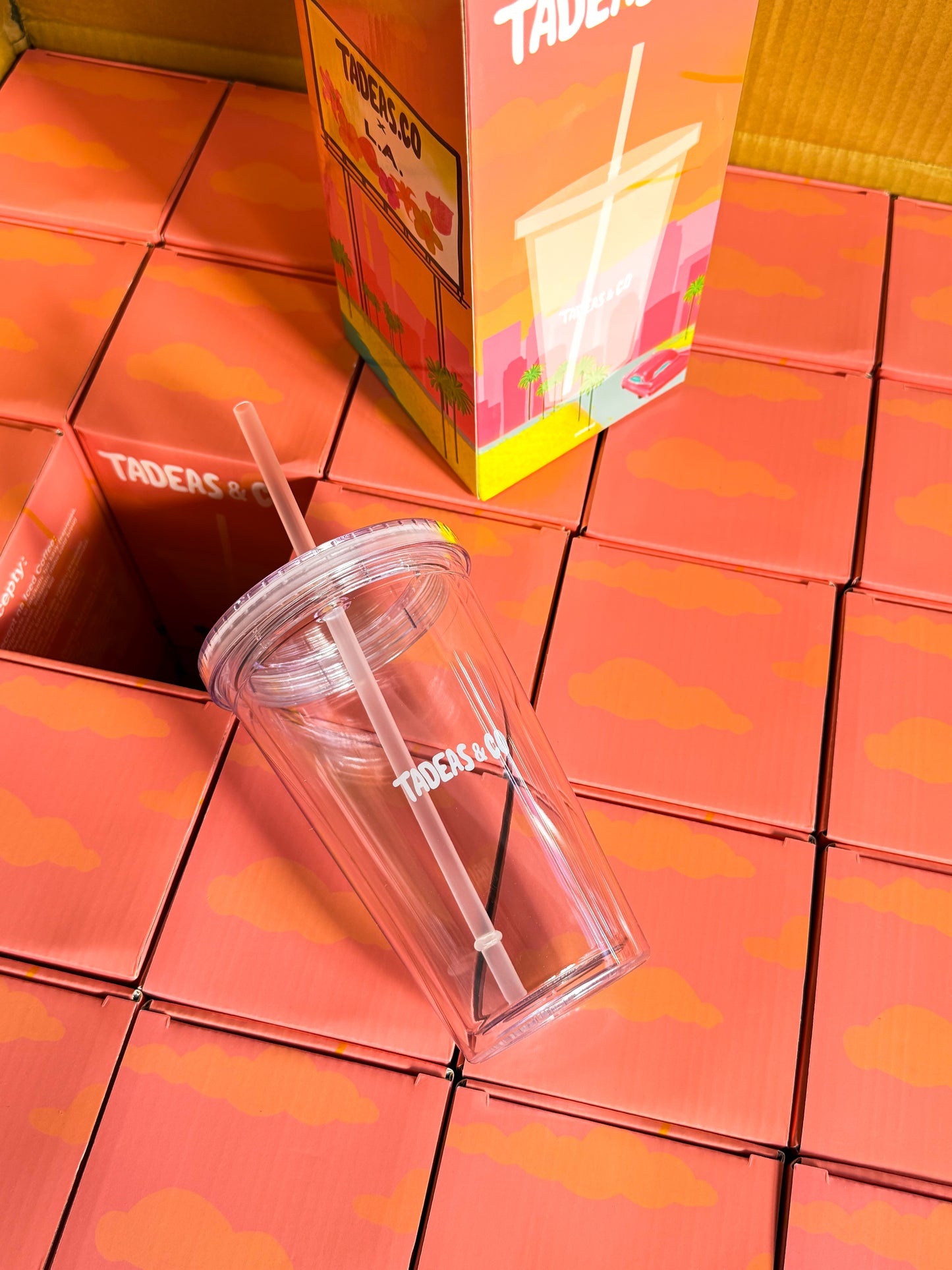 Průhledný kelímek 500ml (LA)