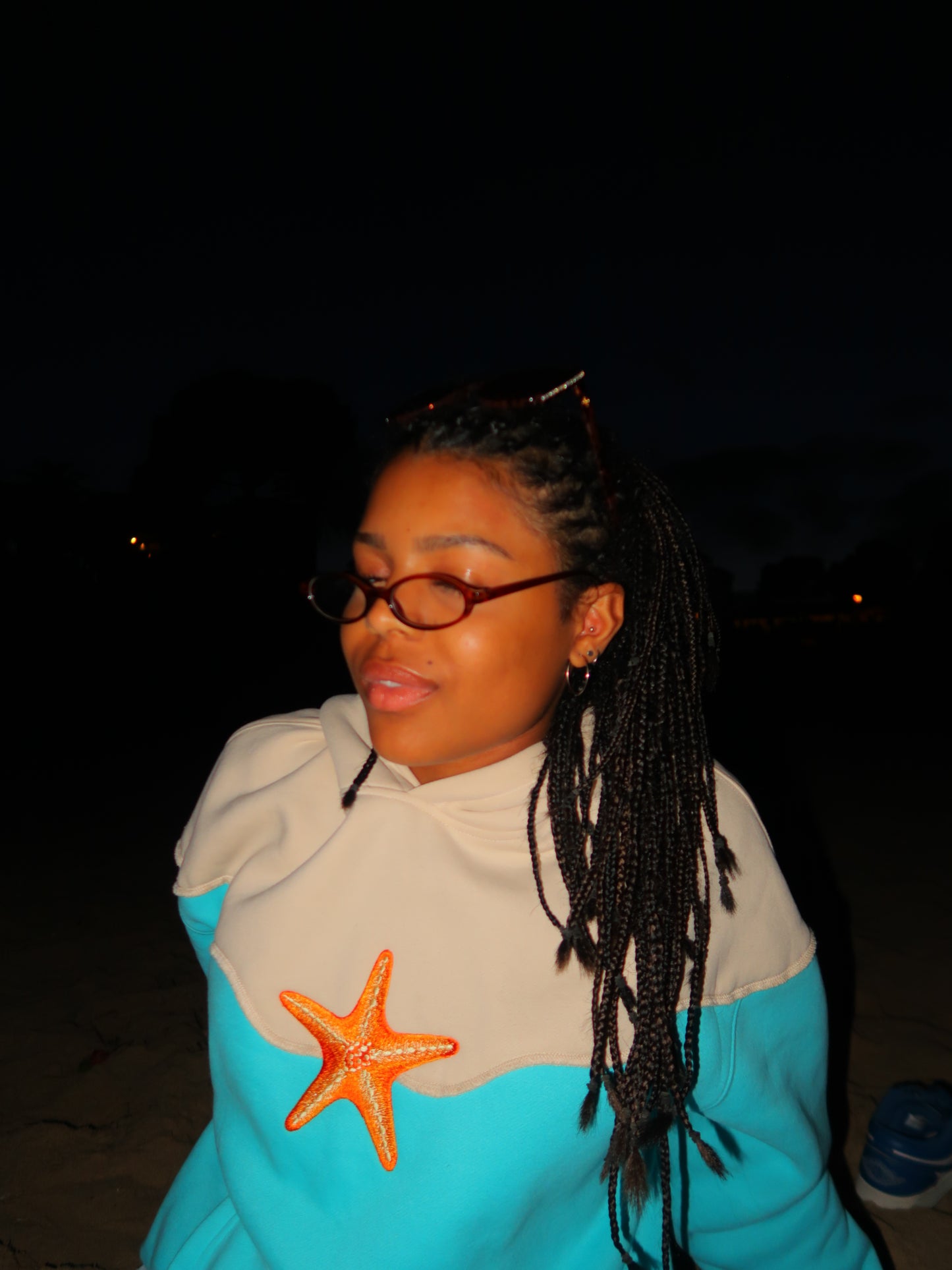 STAR HOODIE (9300487471440)