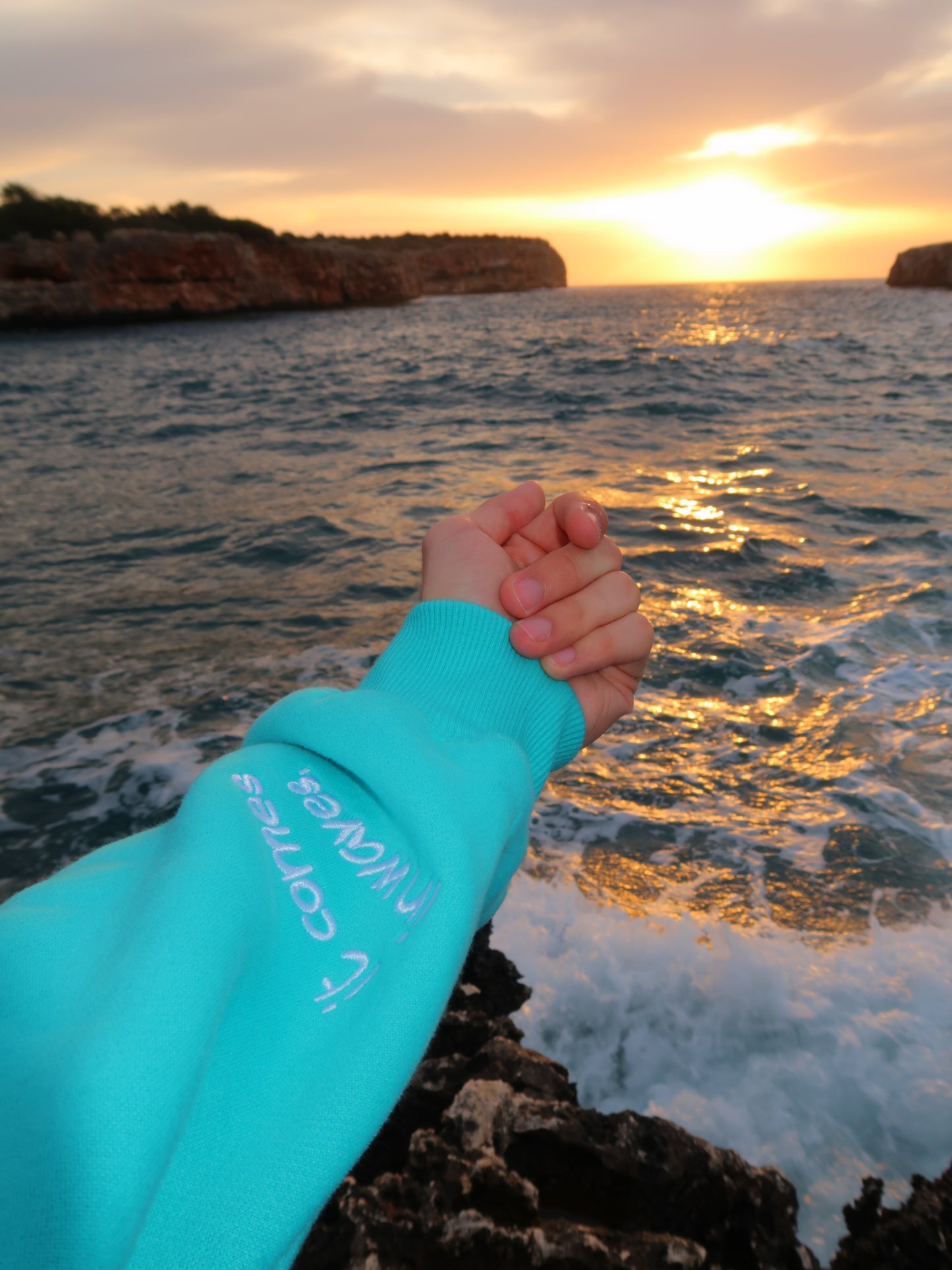 STAR HOODIE (9300487471440)