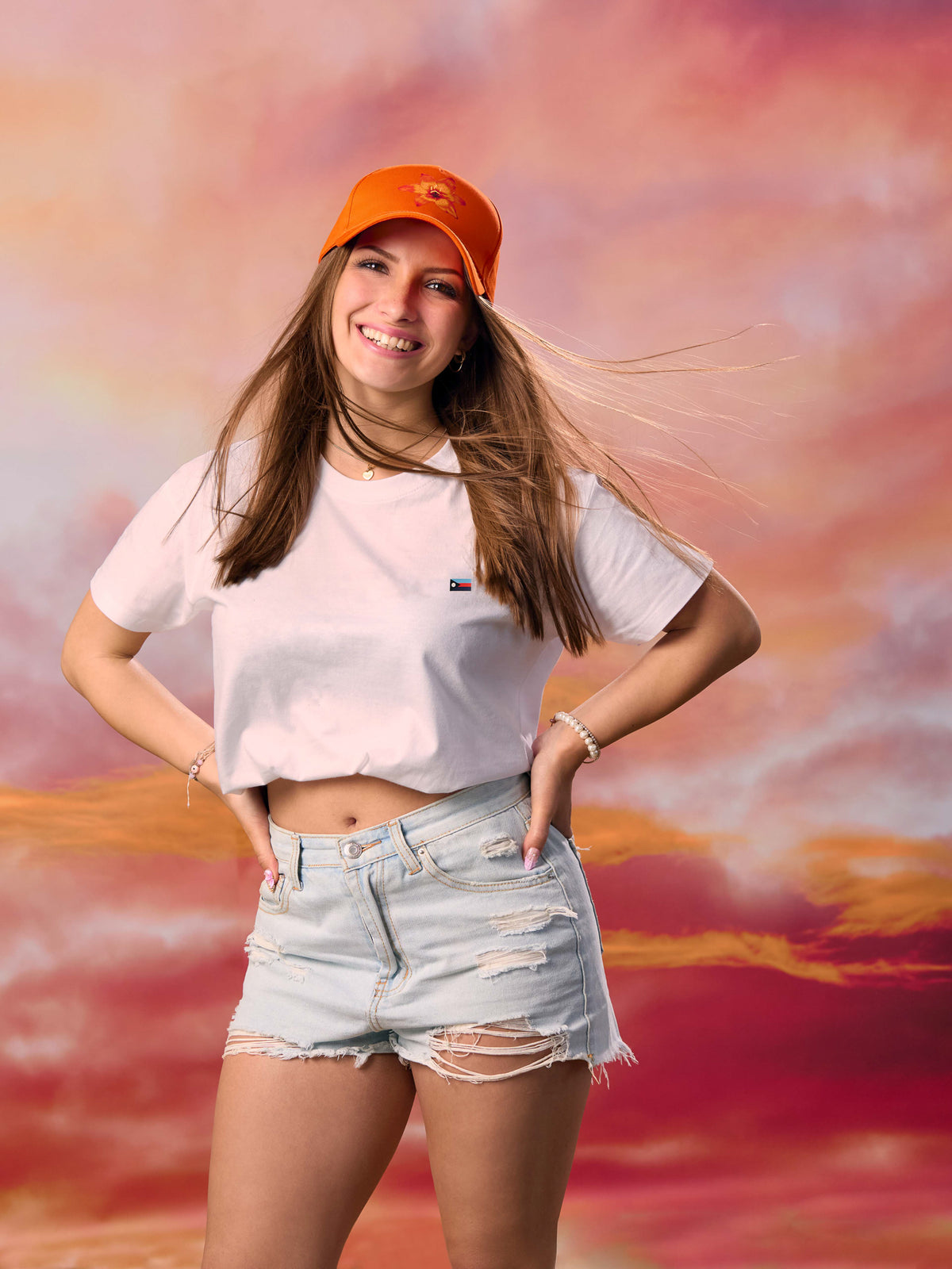 White Tea-T-Shirt (Live Laugh Love Taduše)