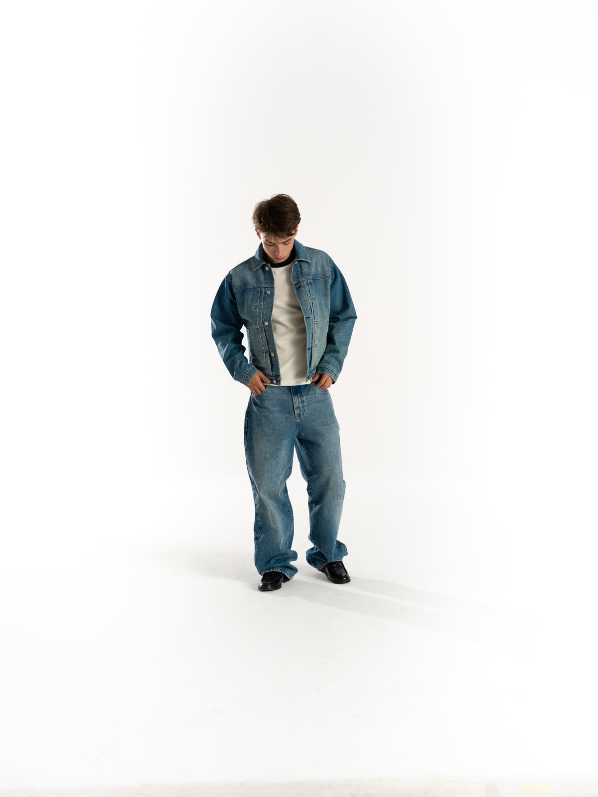 The Artisan denim jacket (LIGHT)