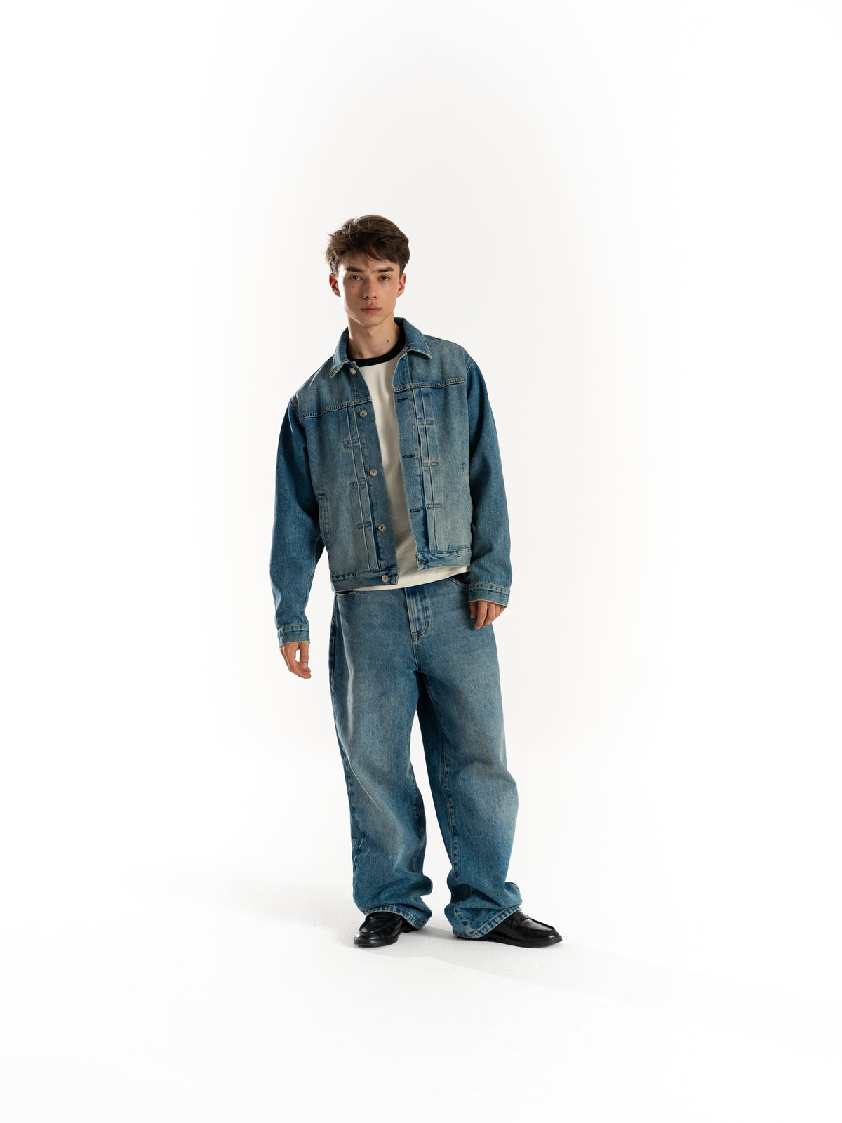 The Artisan Jeans (LIGHT)