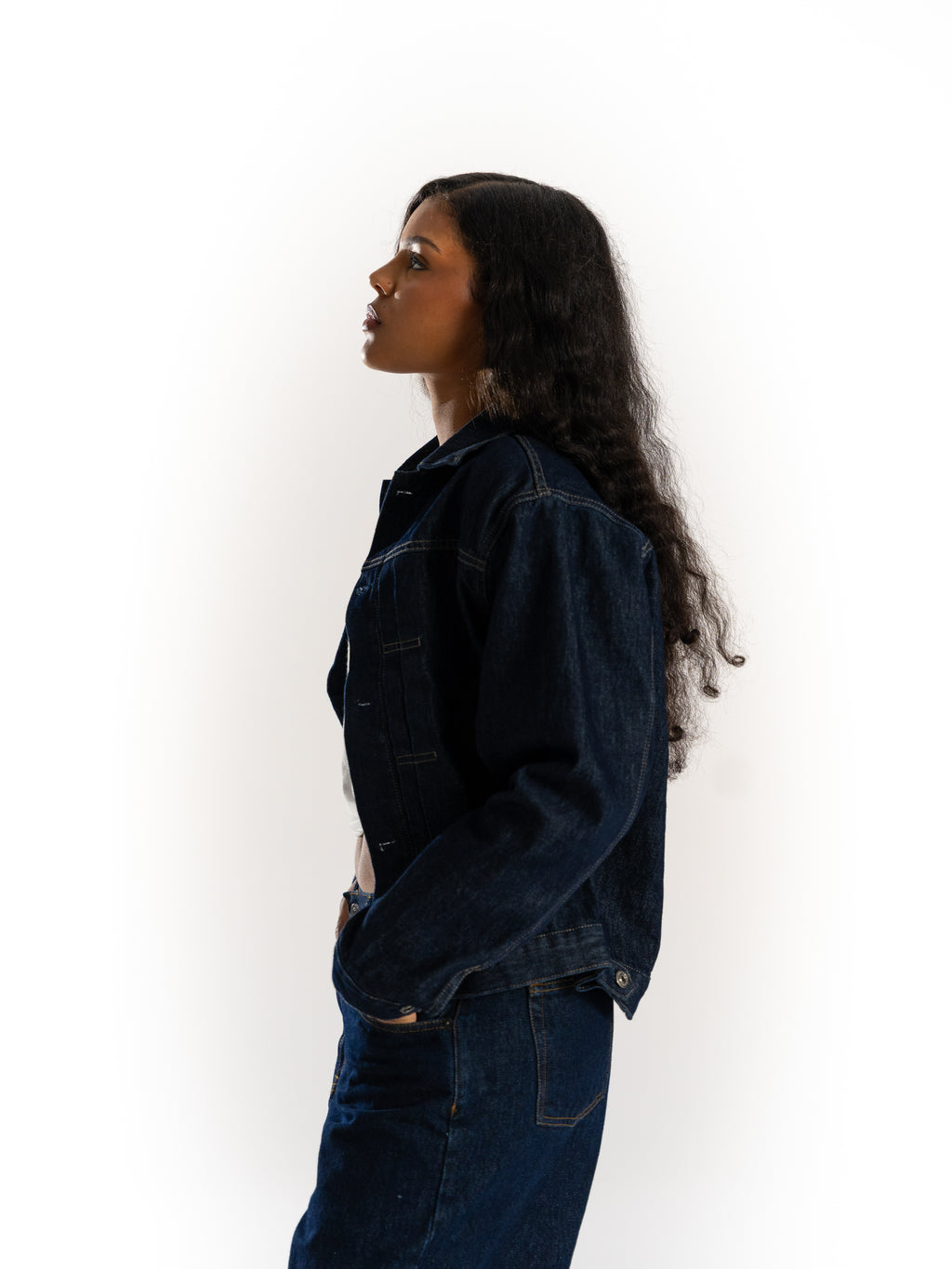 The Artisan denim jacket (DARK)