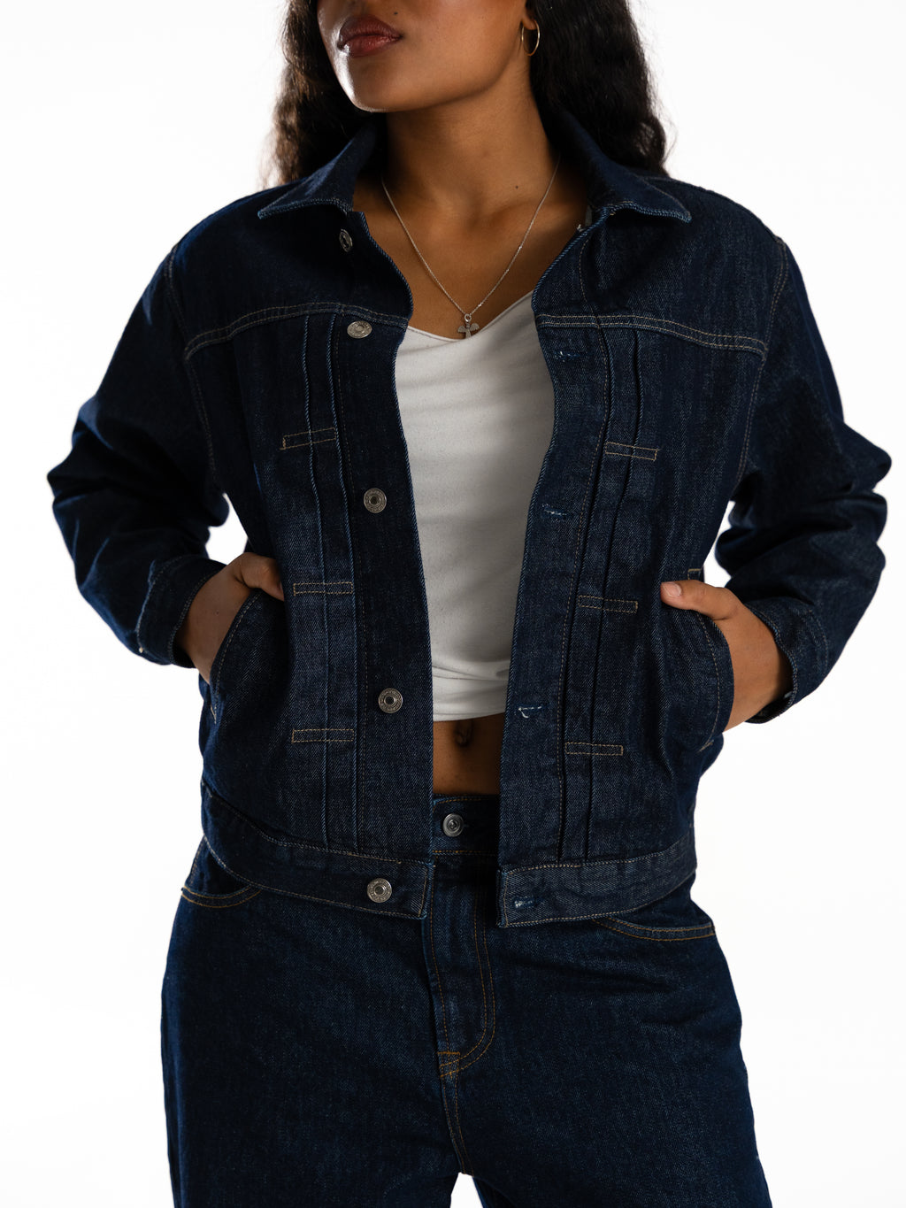 The Artisan denim jacket (DARK)