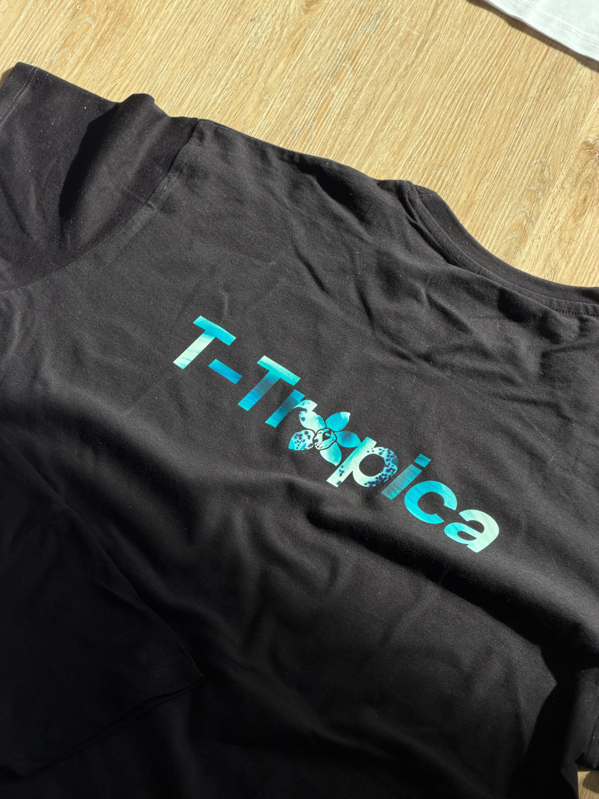 Black Tea-T-shirt