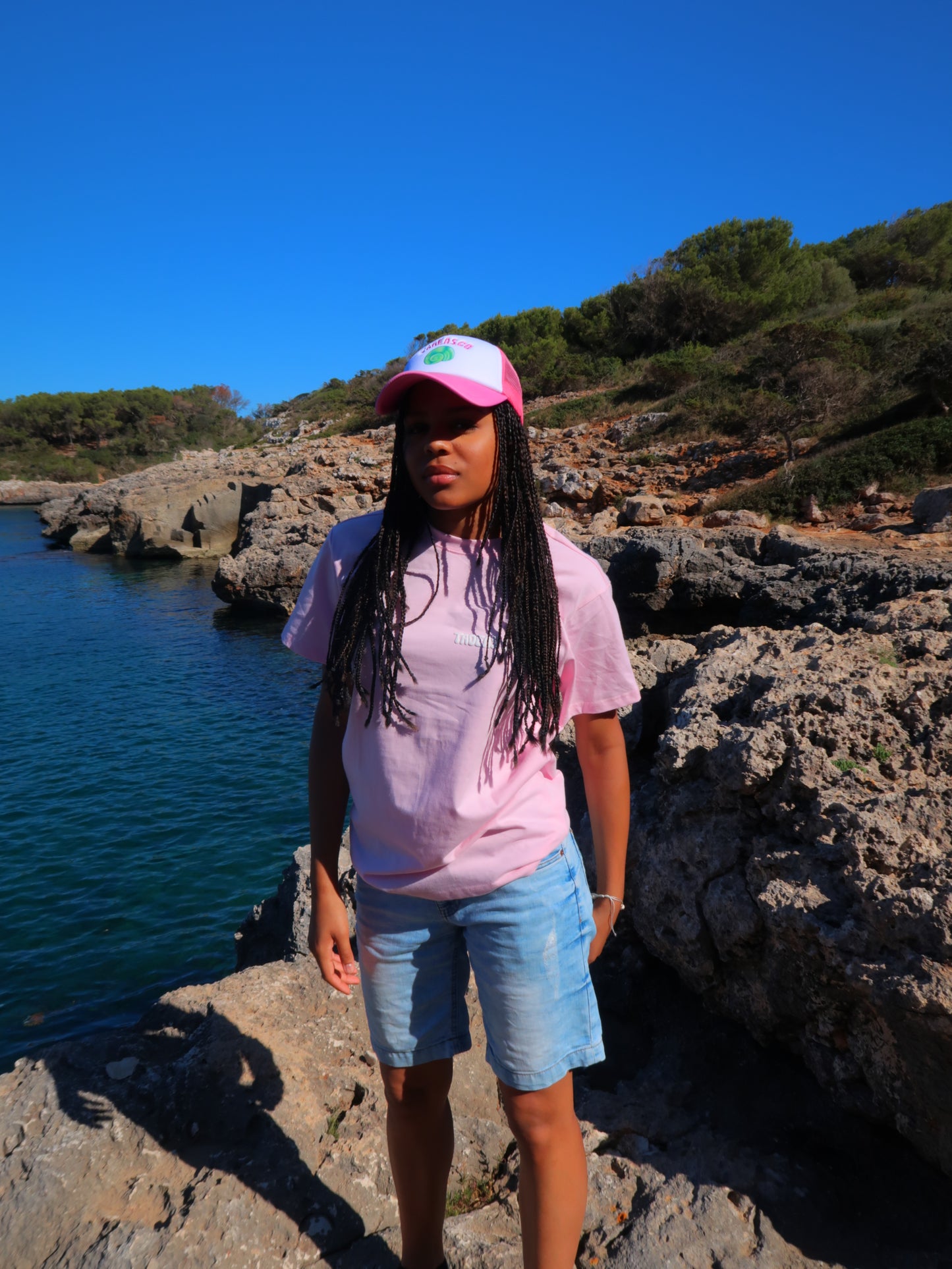 PINK TEE "IT COMES IN WAVES"