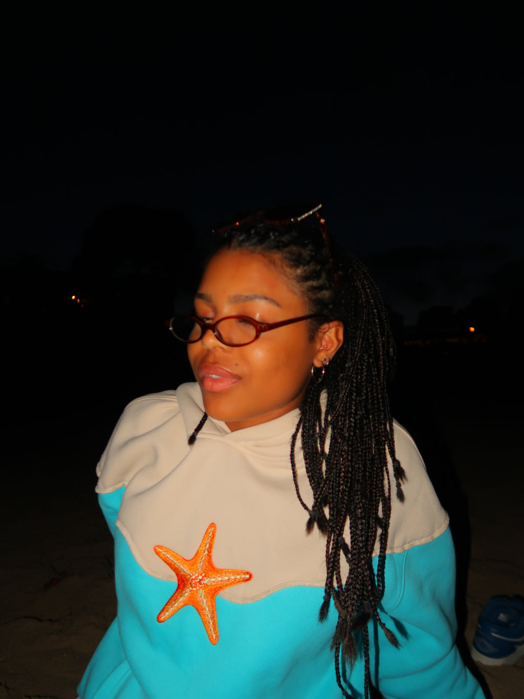 STAR HOODIE (9300487471440)