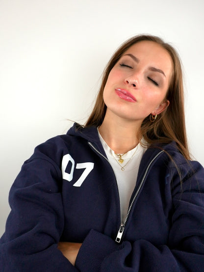 07 University hoodie